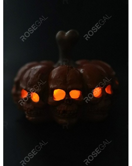Multi-faceted Skulls Portable Halloween Pumpkin Lamp